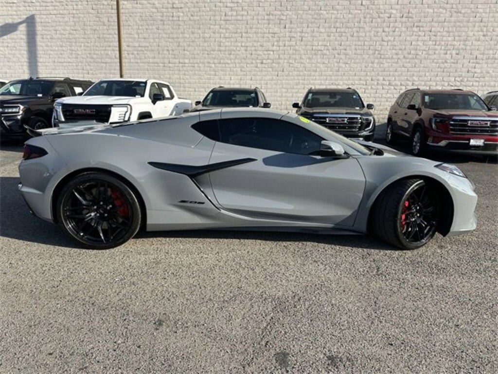 Used 2025 Chevrolet Corvette Z06 Z06 w/1LZ Performance