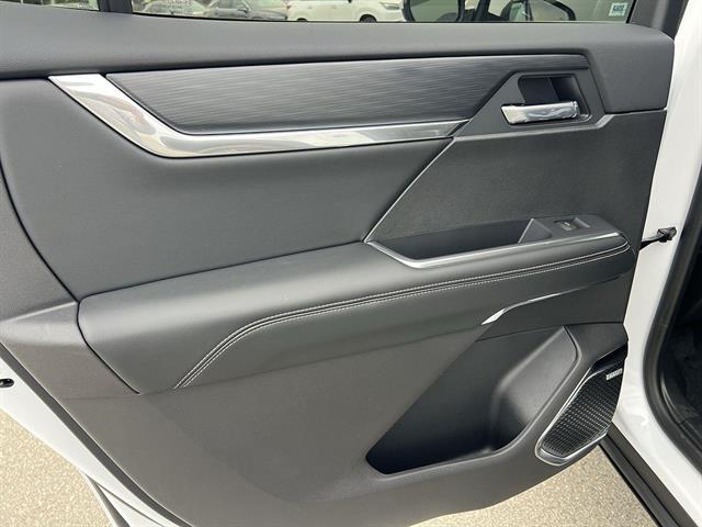 2026 GMC Acadia Elevation - Photo 24