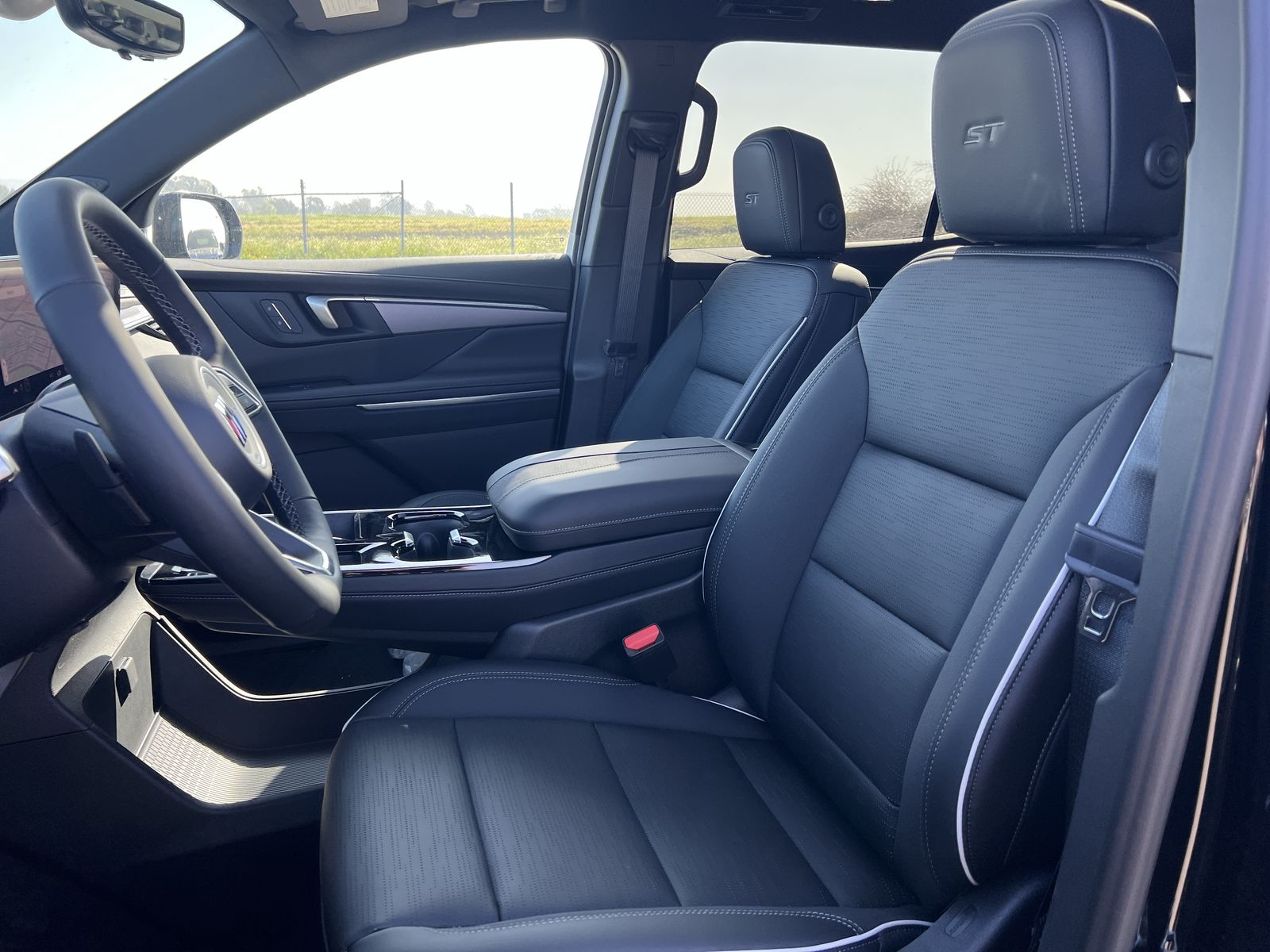 2026 Buick Enclave Sport Touring - Photo 33