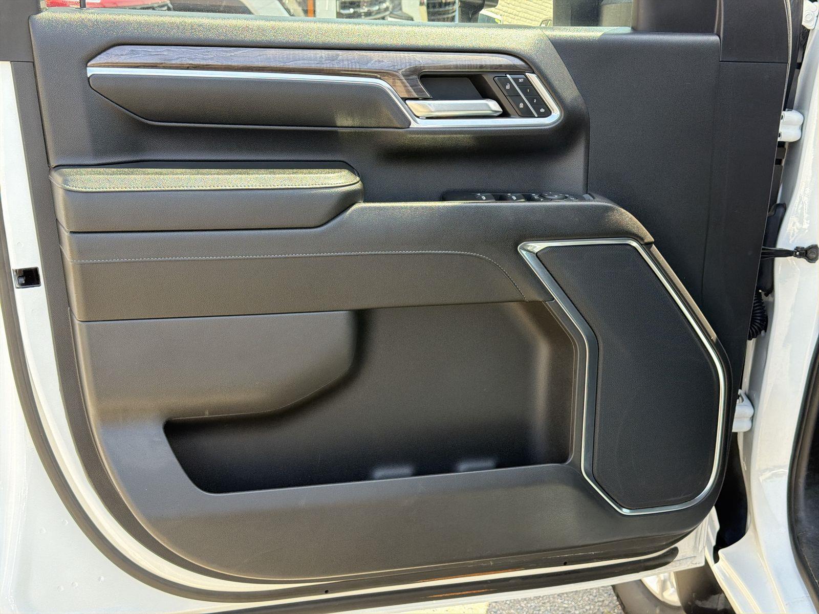 2024 Chevrolet Silverado 2500HD LTZ - Photo 21