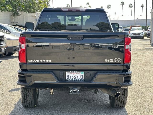 2021 Chevrolet Silverado 2500 HD High Country photo 4