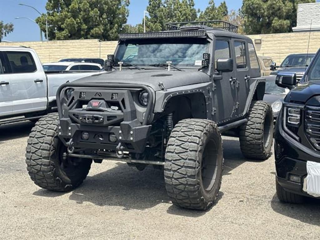 Used 2017 Jeep Wrangler JK Unlimited Sport 4x4 SUV