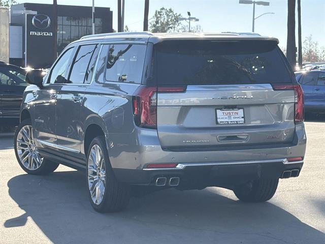 2026 GMC Yukon XL Denali - Photo 15