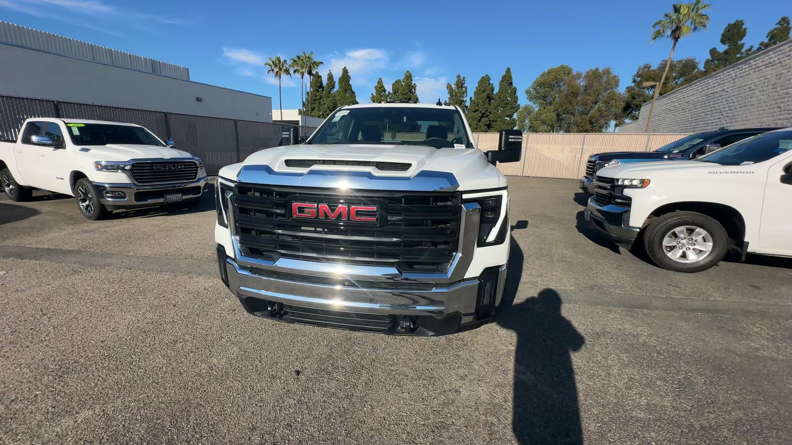 2026 GMC Sierra 3500 Chassis Cab Pro - Photo 29