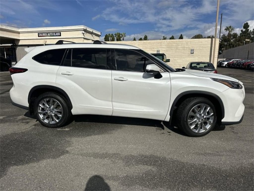 Used 2022 Toyota Highlander Limited SUV