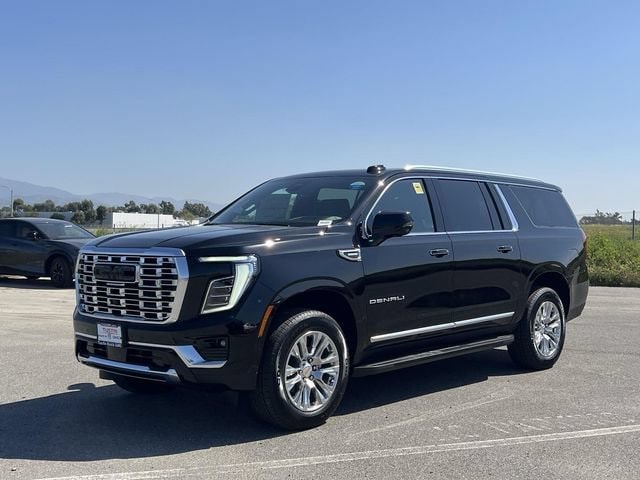 2026 GMC Yukon XL Denali - Photo 8