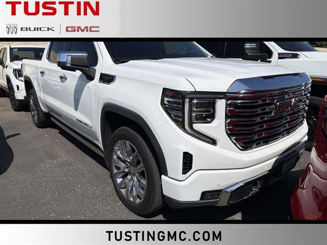 2024 GMC Sierra 4WD Crew Cab Short Box Denali's photo