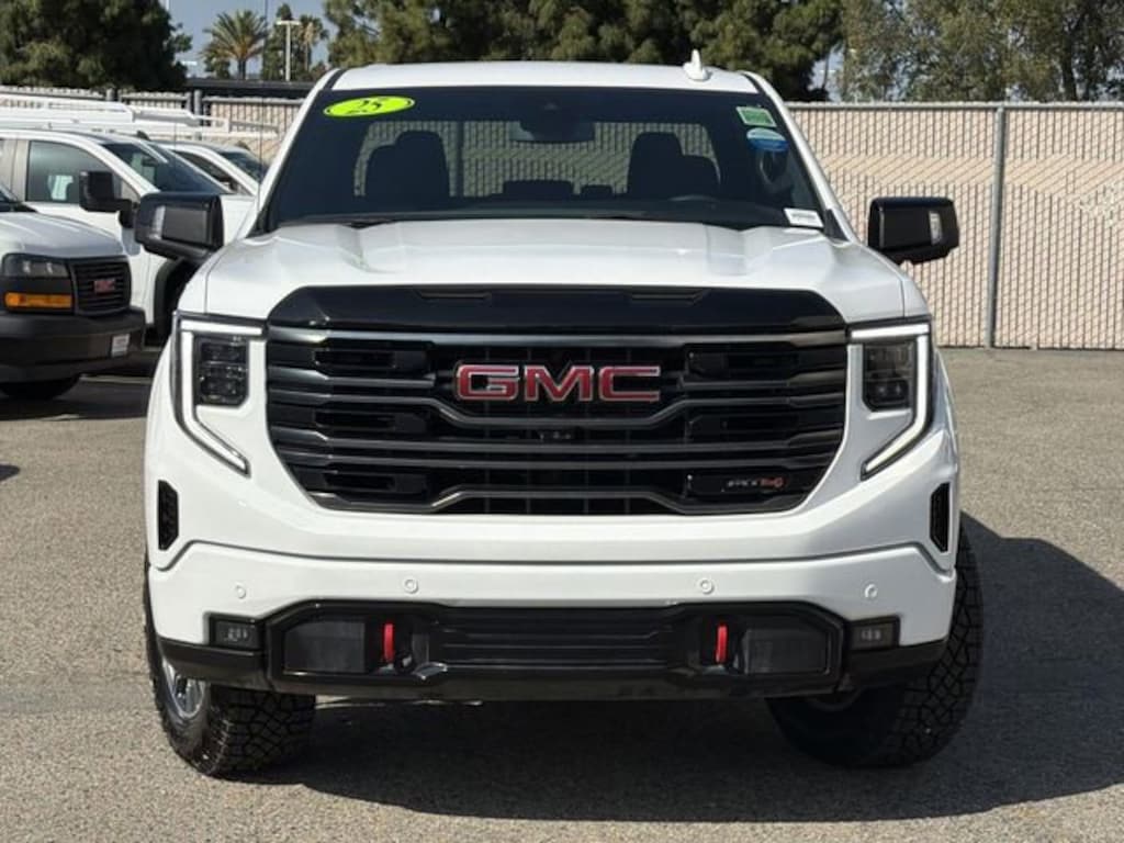 Used 2025 GMC Sierra 1500 AT4 Truck