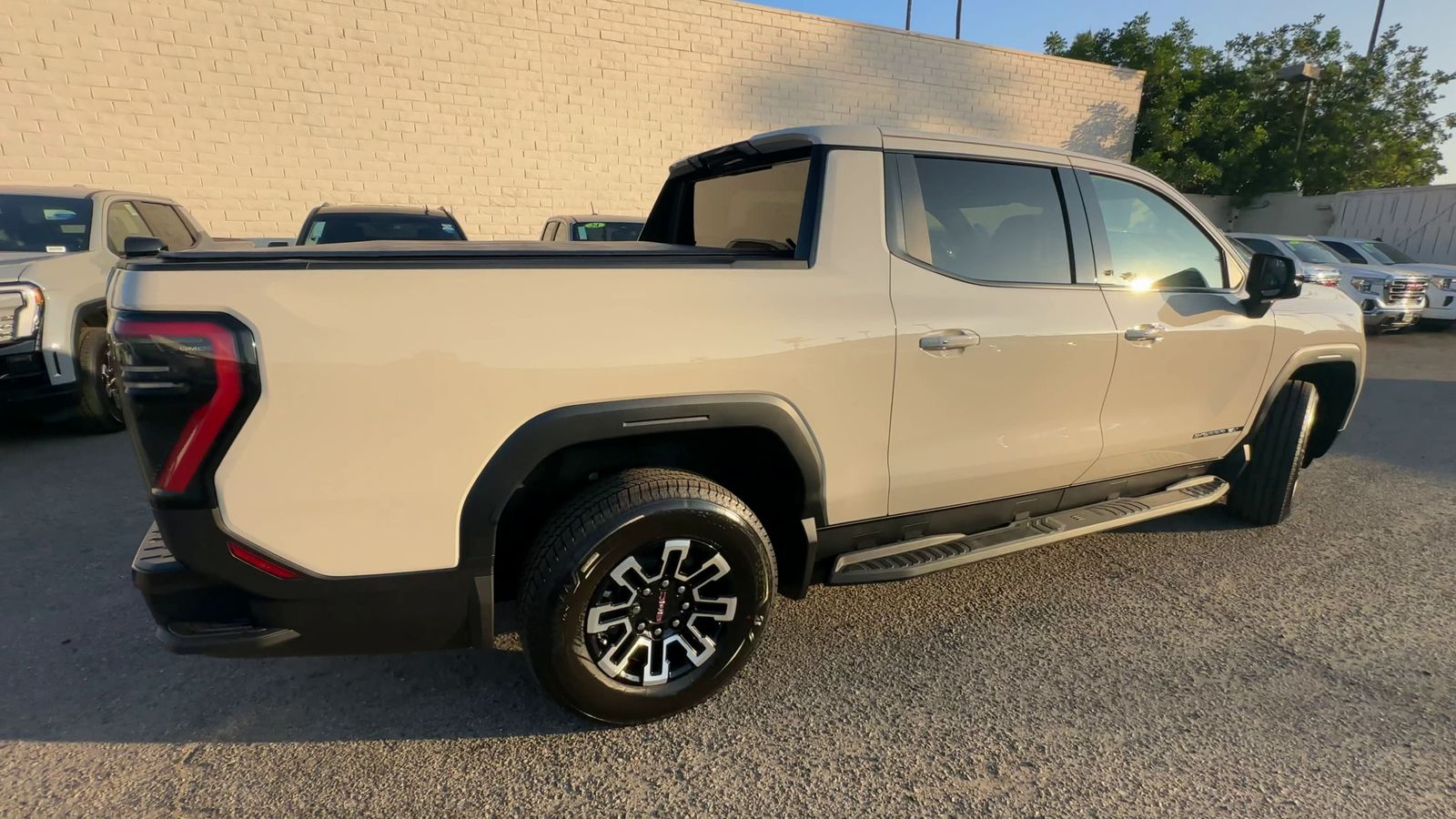2026 GMC Sierra EV Elevation - Photo 36