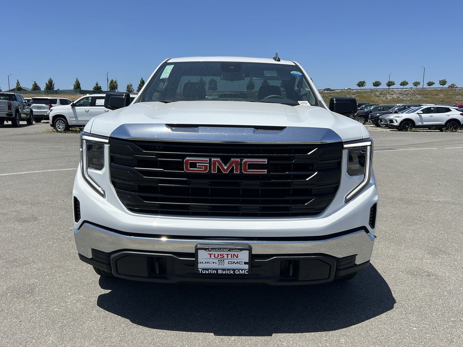 2025 GMC Sierra 1500 Pro - Photo 40