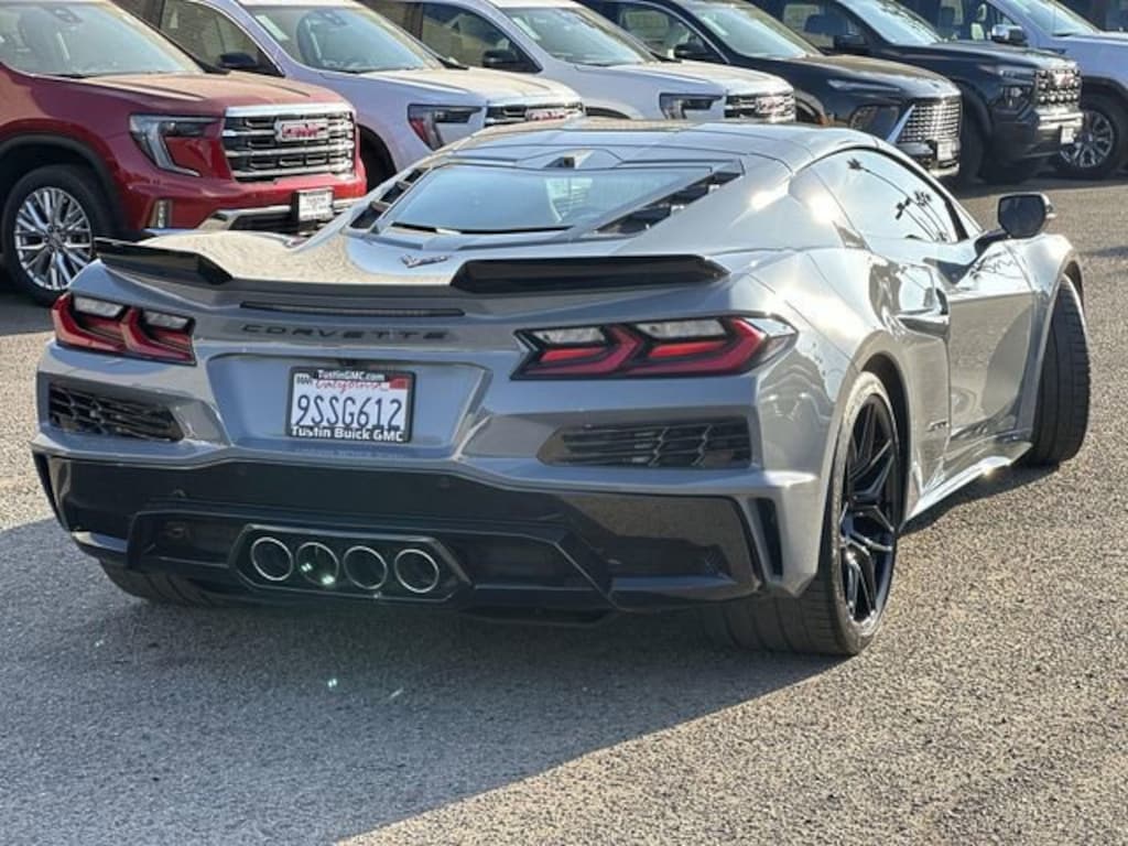 Used 2025 Chevrolet Corvette Z06 Z06 w/1LZ Performance