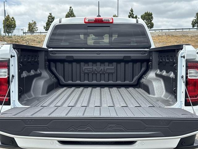 2026 GMC Canyon Elevation - Photo 25