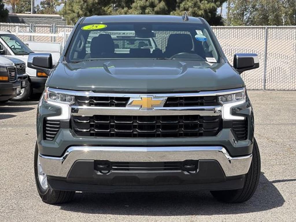 Used 2025 Chevrolet Silverado 1500 LT w/1LT Truck