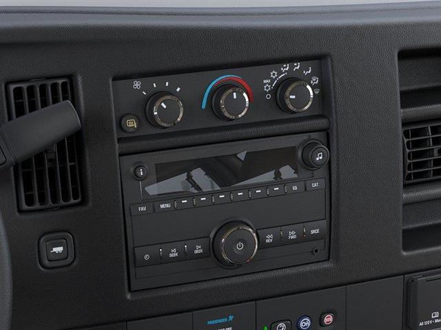 2025 GMC Savana Cargo Work Van - Photo 20