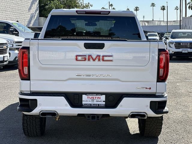 2025 GMC Sierra 1500 AT4 photo 4