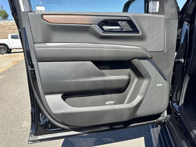 2027 GMC Yukon Denali - Photo 26