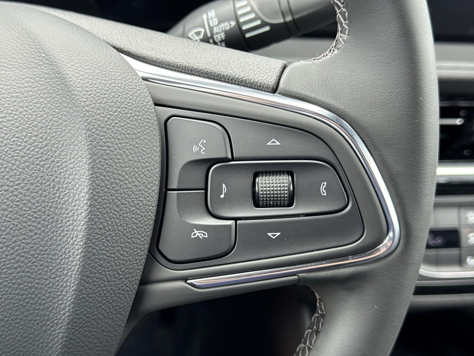 2026 Buick Envista Sport Touring - Photo 10