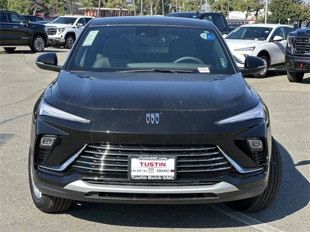 New 2025 Buick Envista Preferred SUV