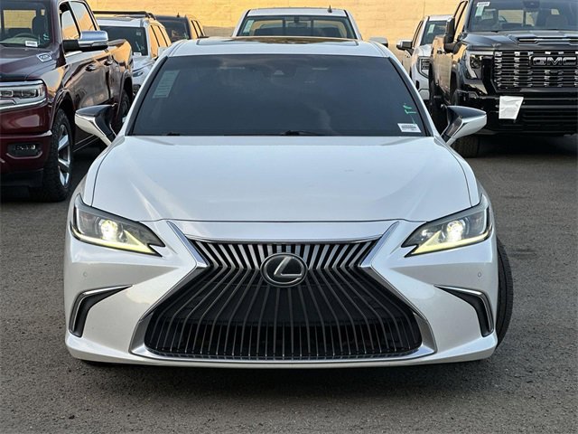 2020 Lexus ES 350 Premium photo 2