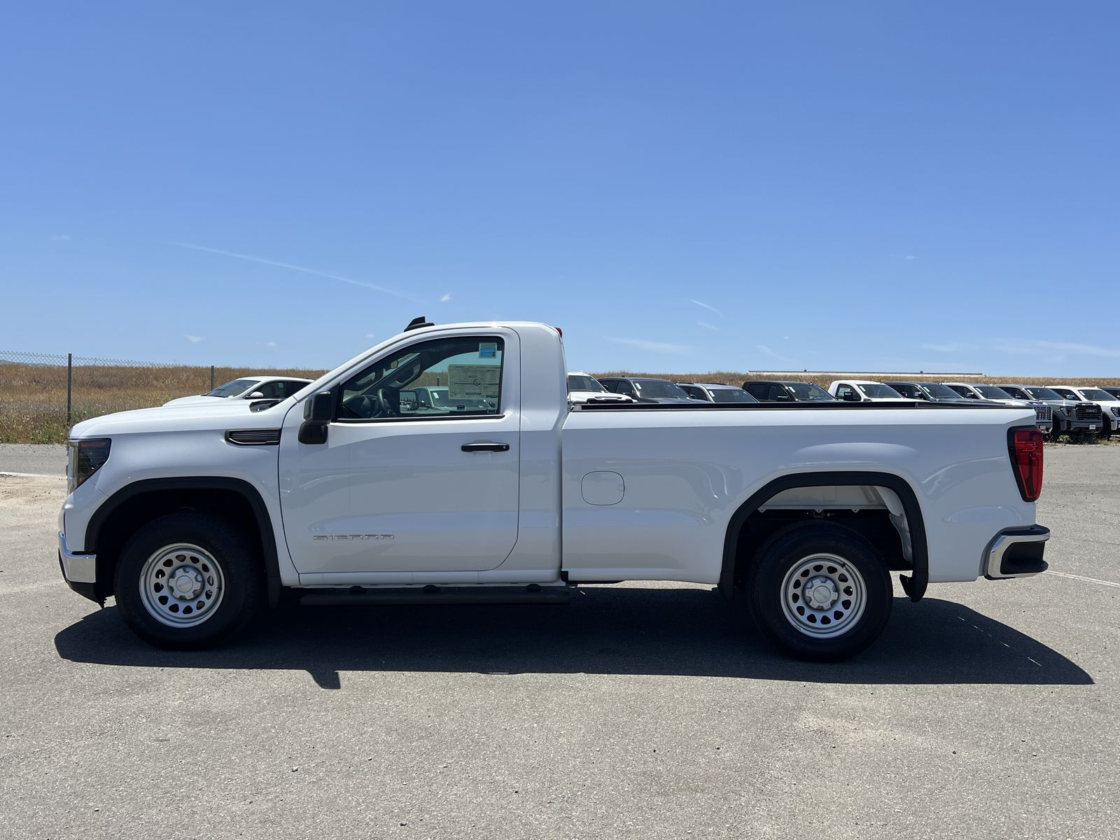 2025 GMC Sierra 1500 Pro - Photo 38