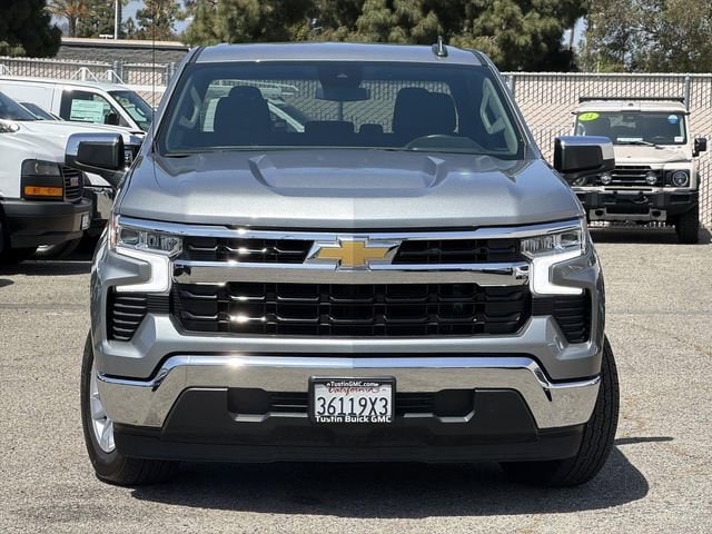 2024 Chevrolet Silverado 1500 LT w/1LT photo 2