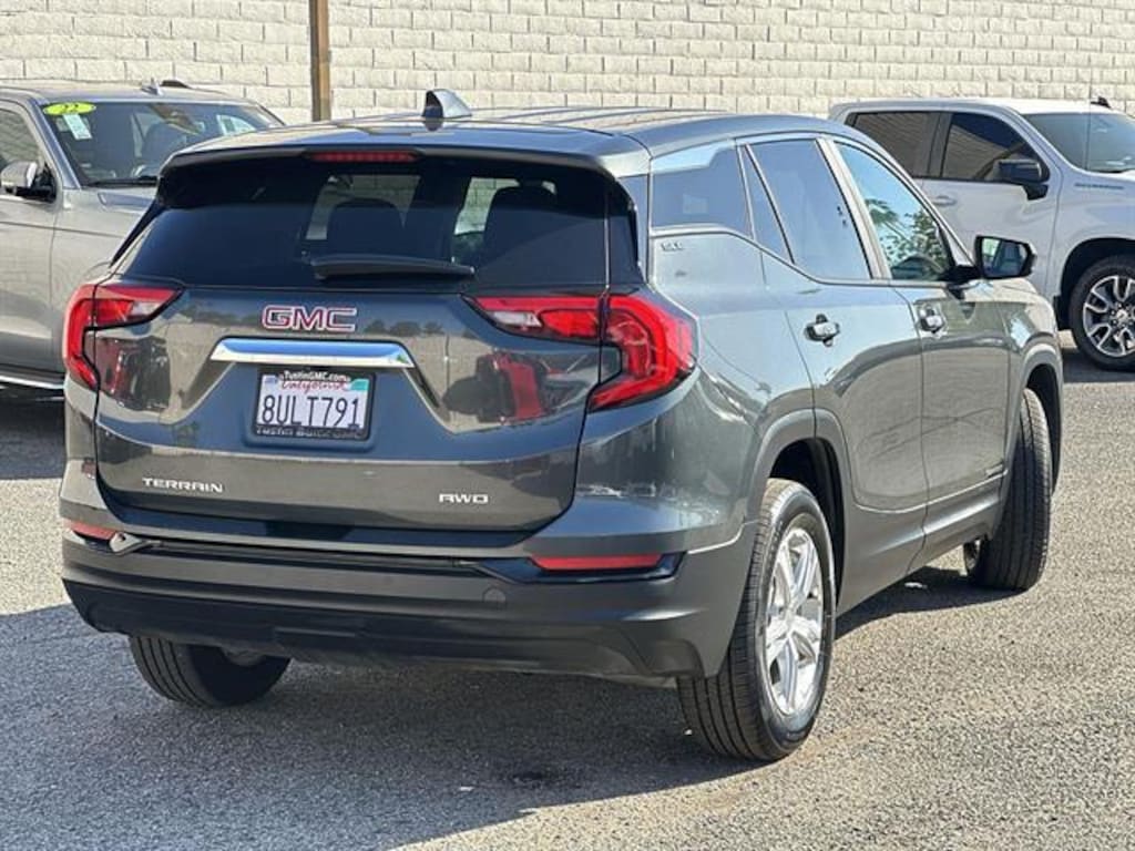 Used 2021 GMC Terrain SLE SUV