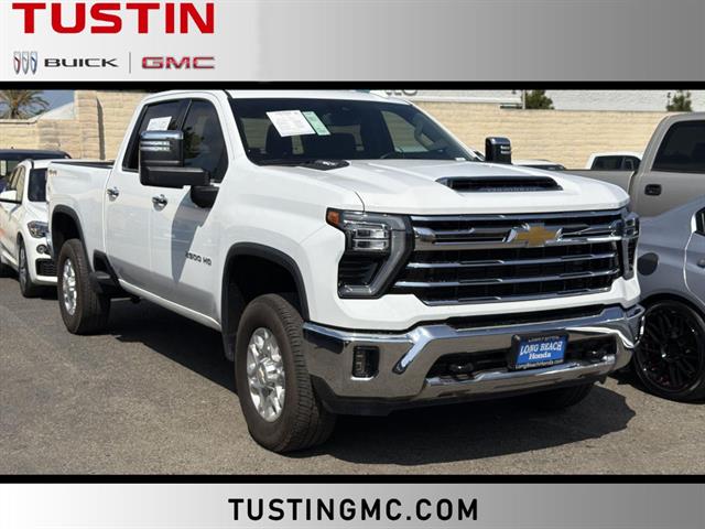 2024 Chevrolet Silverado HD LTZ 4WD Crew Cab Standard Box's photo