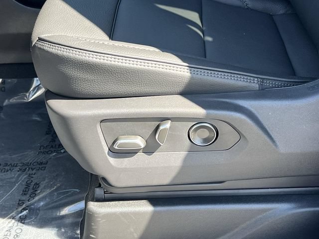 2026 GMC Yukon XL Denali - Photo 23