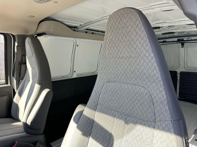 2026 GMC Savana Cargo Work Van - Photo 20