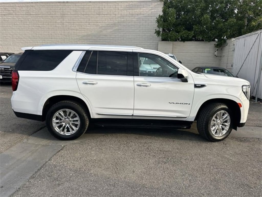 Used 2024 GMC Yukon SLT SUV