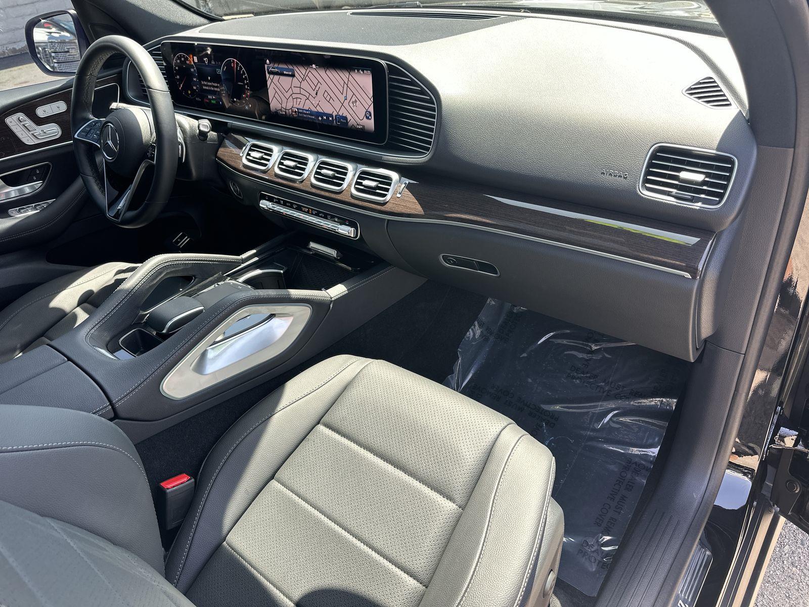 2025 Mercedes-Benz GLE GLE450E - Photo 29