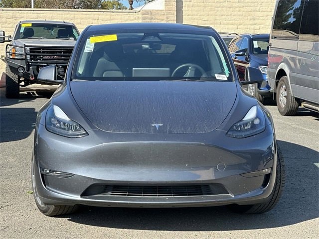 Used 2023 Tesla Model Y Base with VIN 7SAYGDED4PF940186 for sale in Kansas City