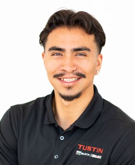 Staff member Kevin Adame from ID_b02ff7