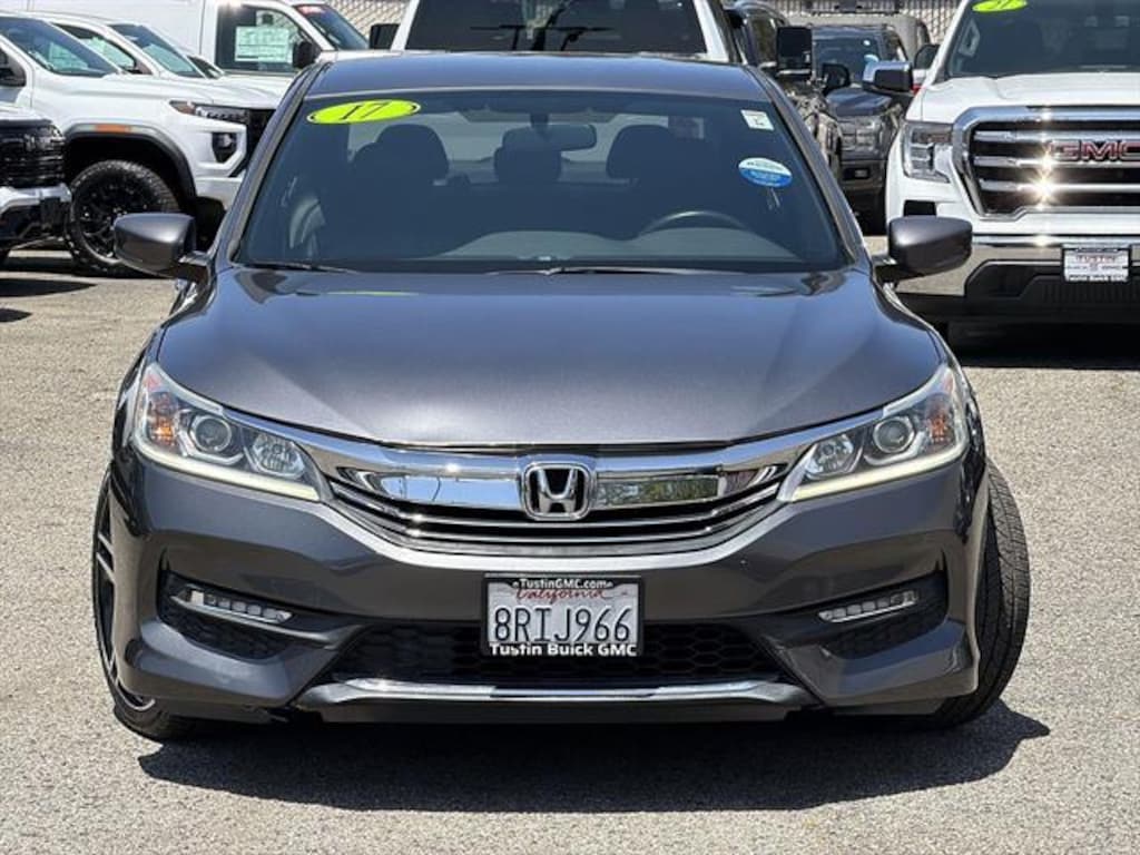 Used 2017 Honda Accord Sport SE Sedan