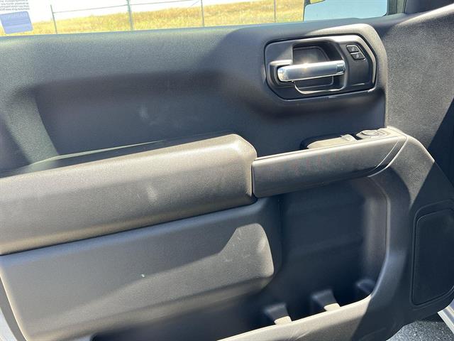 2025 GMC Sierra 1500 Pro - Photo 10