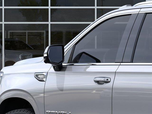 2026 GMC Yukon XL Denali - Photo 12