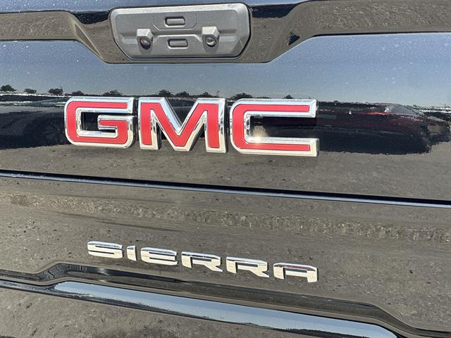 2026 GMC Sierra 1500 AT4X - Photo 28