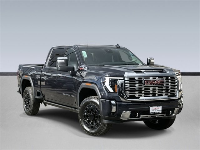 2026 GMC Sierra 2500HD Denali's photo
