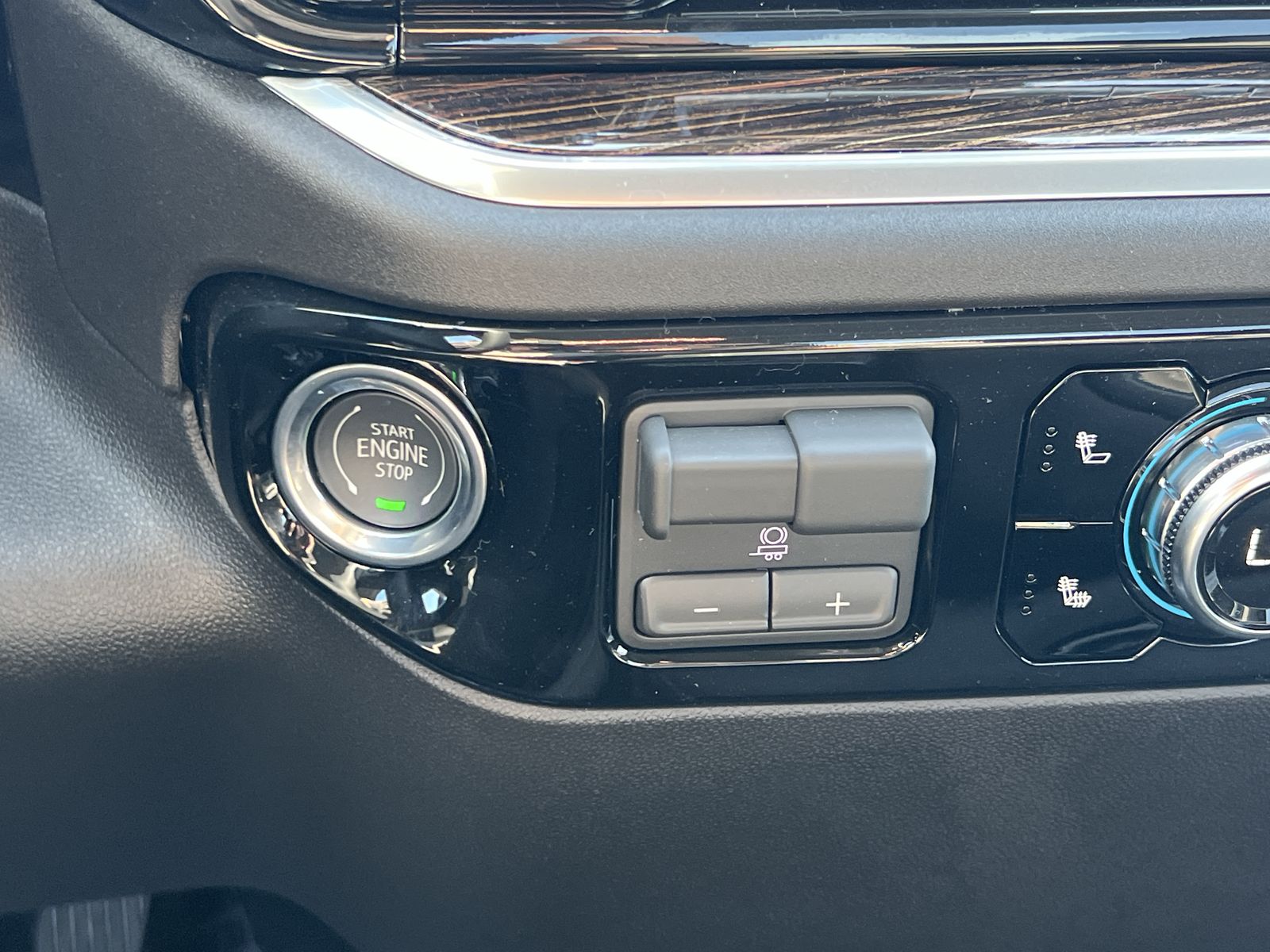 2026 GMC Sierra 3500HD SLE - Photo 58