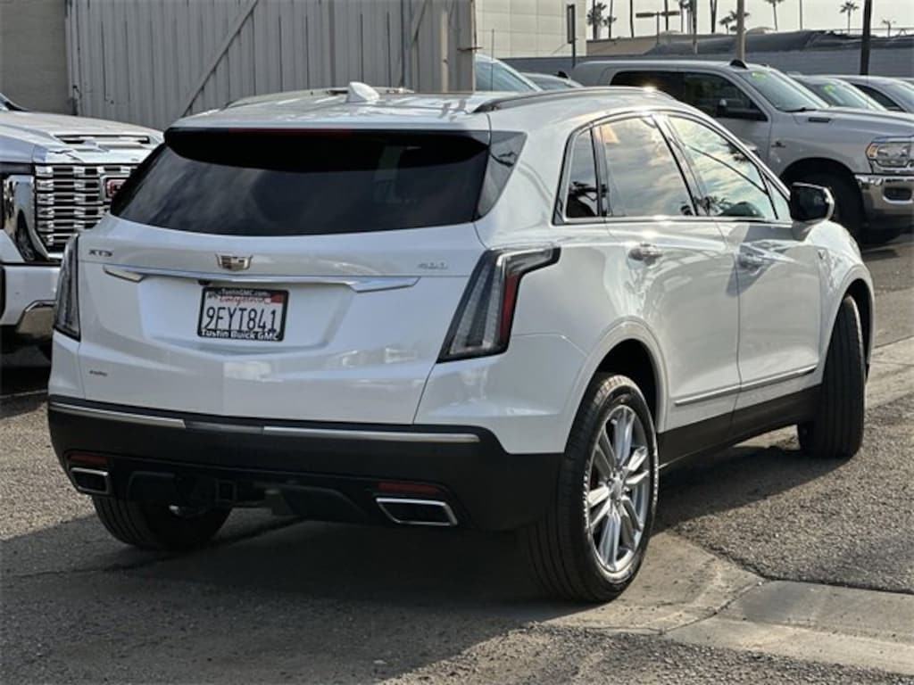 Used 2023 CADILLAC XT5 Sport SUV