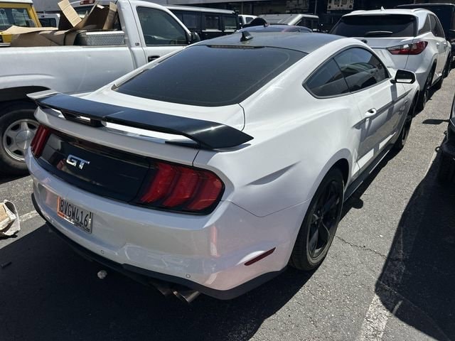 2021 Ford Mustang photo 4