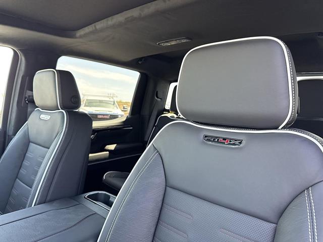 2026 GMC Sierra 1500 AT4X - Photo 23