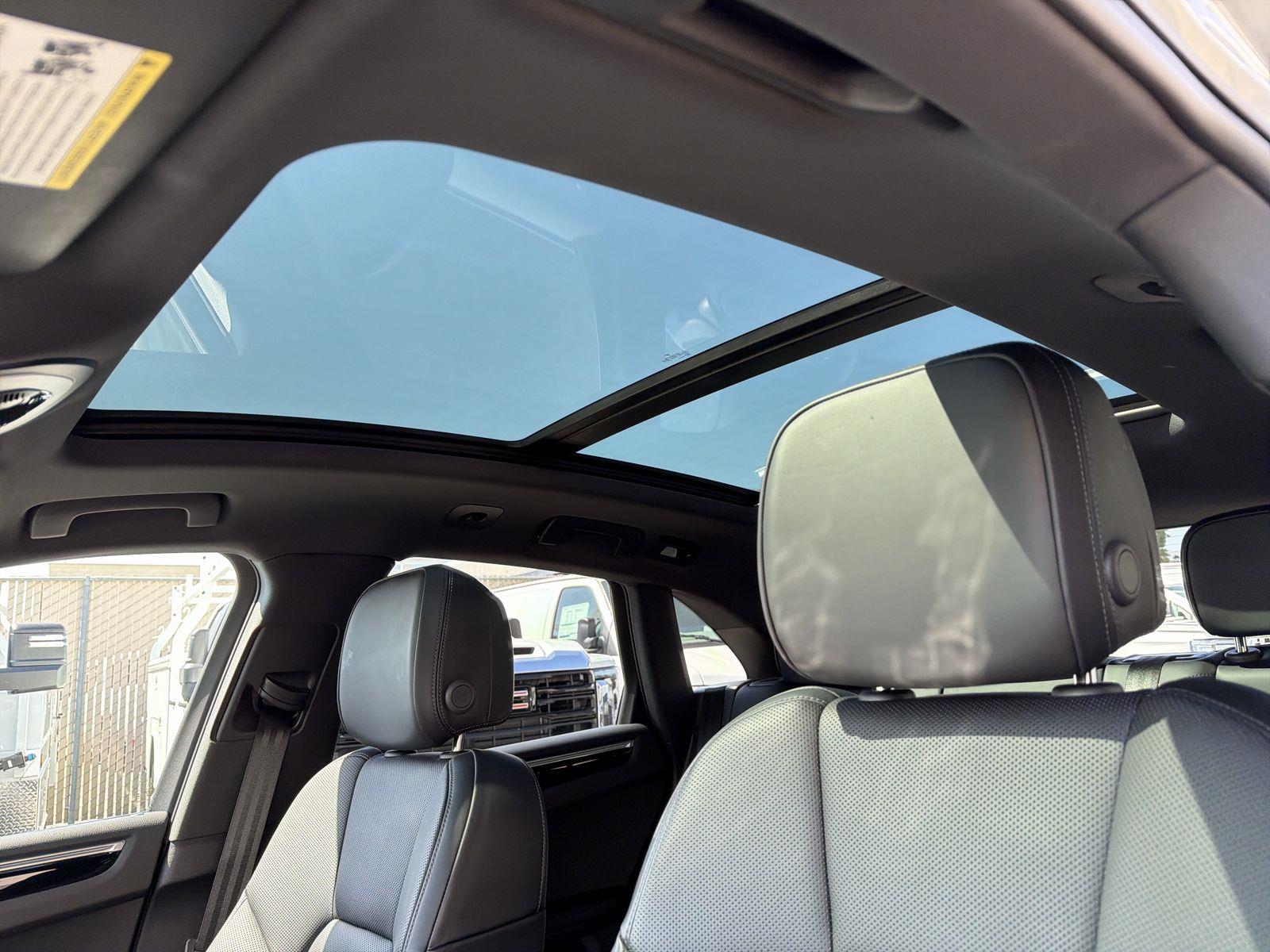 2024 Porsche Macan Base - Photo 18