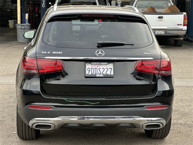 2022 Mercedes Benz GLC 300 4MATIC photo 4