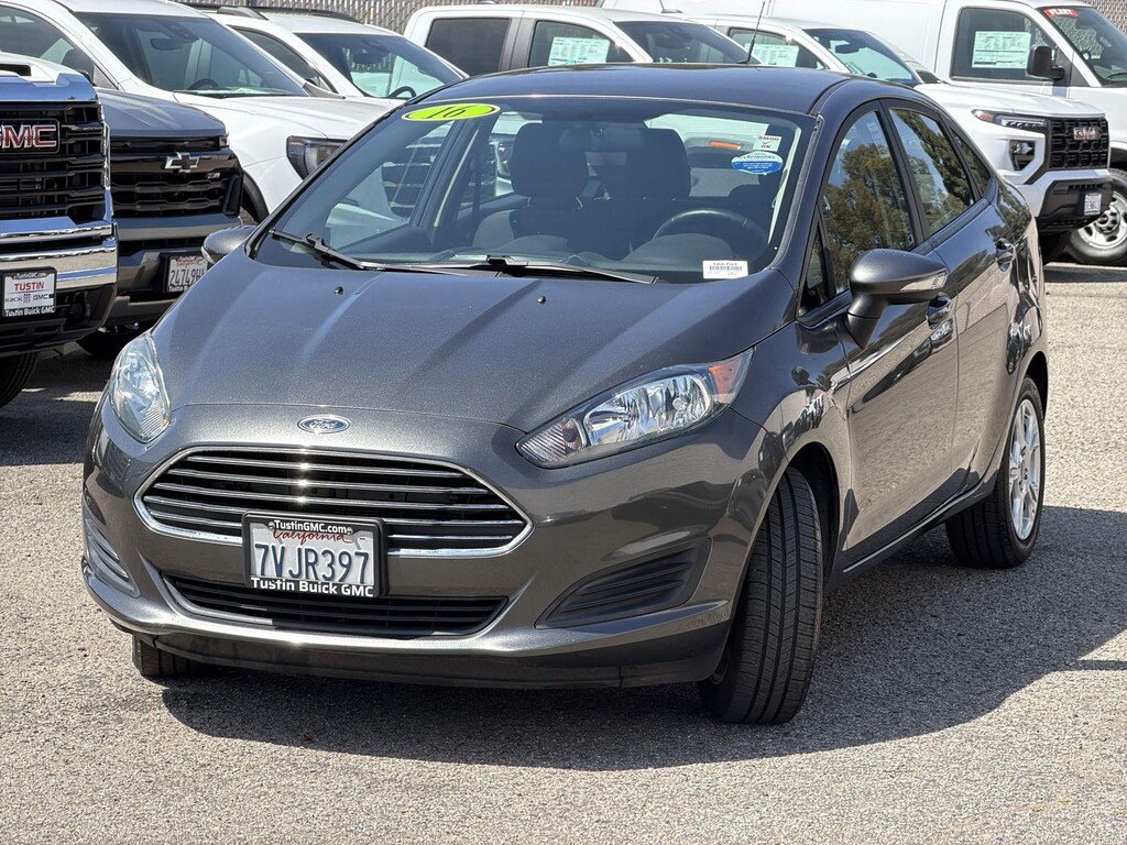 Used 2016 Ford Fiesta SE