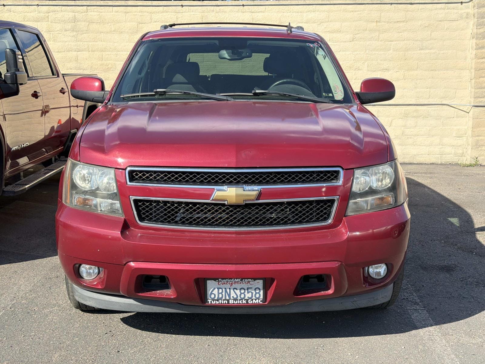 Used 2007 Chevrolet Tahoe LT with VIN 1GNFC13J67J348747 for sale in Tustin, CA