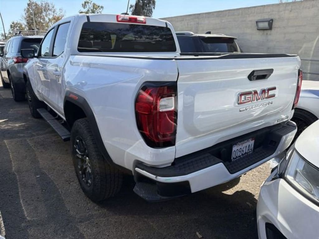 Used 2024 GMC Canyon Elevation Truck