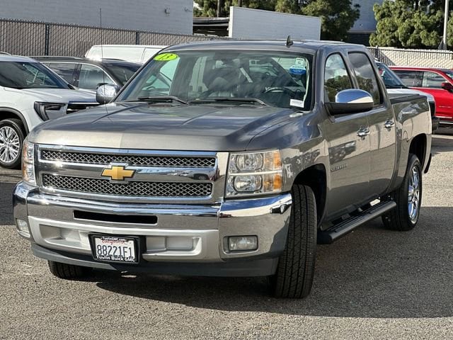 2013 Chevrolet Silverado 1500 LT photo 3