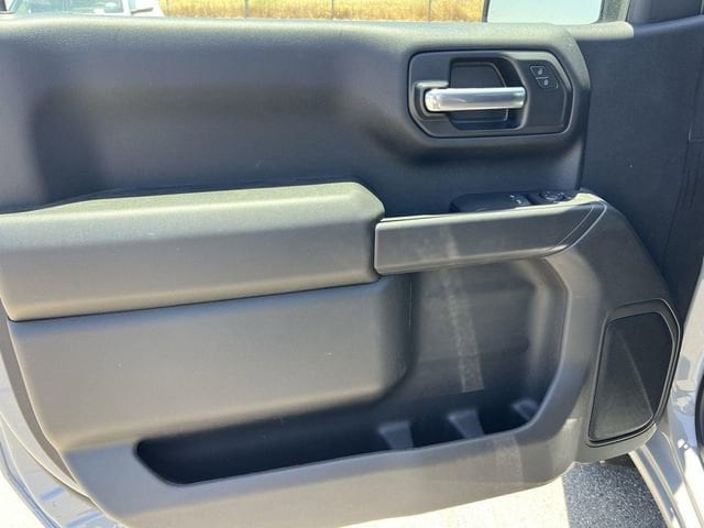 2025 GMC Sierra 1500 Pro - Photo 10