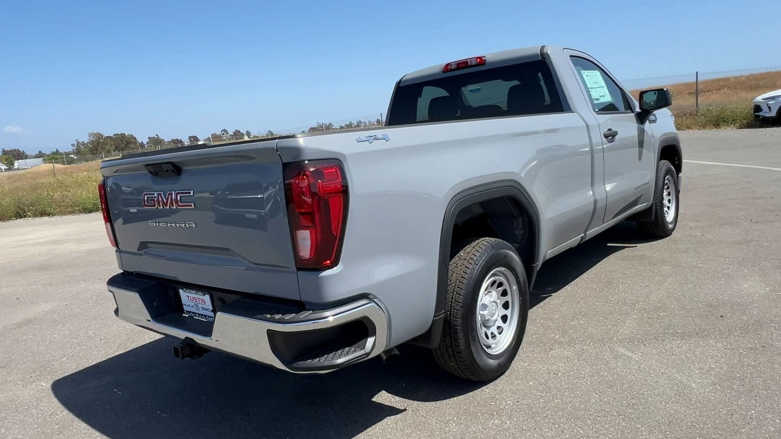 2025 GMC Sierra 1500 Pro - Photo 27